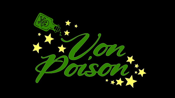 Dançando bem gostoso pra você e dedilhando a bucetinha