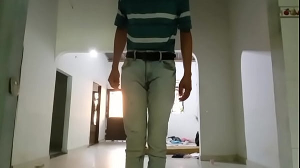 Pantalones orinados con pañal de tela antes de bañarme acompañado de dos órgasmos deliciosos