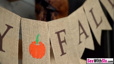 Slutty teen stepsis apologises to stepbro by sitting on his face