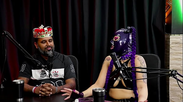 As regras diferencia o BDSM para o Fetiche, uma pessoa não quis entrar em sua casa, as coisas absurdas que solicitam, e a chibatada que levou… – Madame Agatha e Jeff Negão (Rei das Entrevistas)