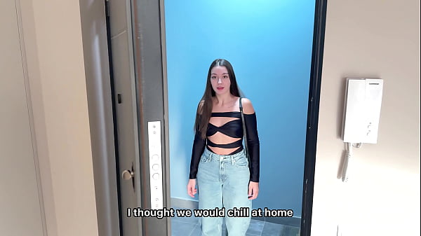 Girl Accidently Show Her Tits To Stranger From Dating App In His House and He Can’t Resist To Fuck