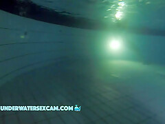 Incredible Girl Is Going Crazy