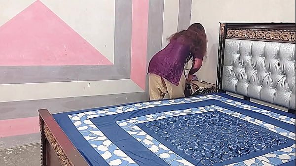 Indian Hot Girl Room Dusting kr k Thaki hui thi Us ki Chudai kr k Boy ny Sari Thakan Dur kr d