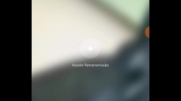Novinha safada se exibindo no periscope