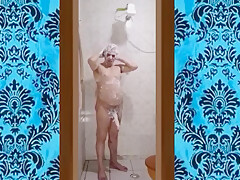 O Meu Banho Gostoso Com o Pau Duro 011