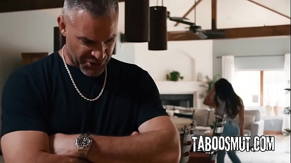 Pervy Stepdad Fucks Curvy MILF Teacher – Sarah Arabic