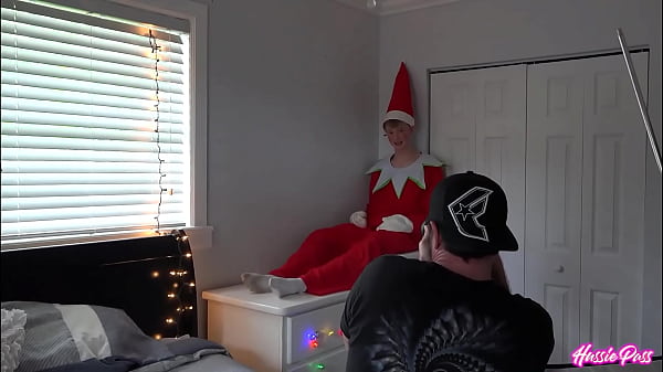 Richelle Gives Her Naughty Elf A Footjob By The Fireplace!