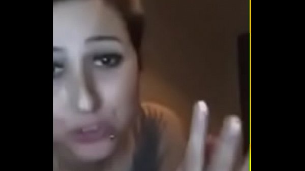 turkish slut muenevver with solo show on periscope 24 11 16