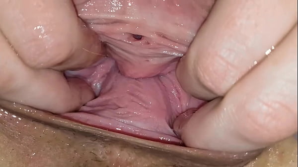 VERY WET PUSSY – CLOSE UP – INSIDE THE PUSSY