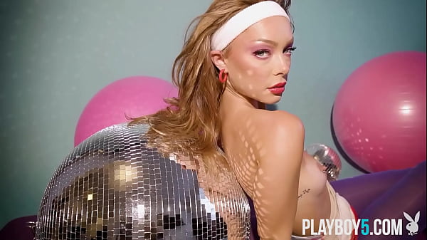 Big ass blonde teen Aubrey Destremps softcore workout with striptease