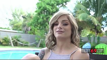 Blonde babe gets dicked doggystyle hard outdoors – Roxy Ryder