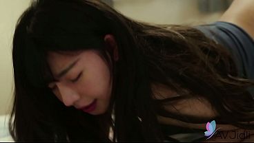 Chinese housewife Ranako is hungry for hot sex.