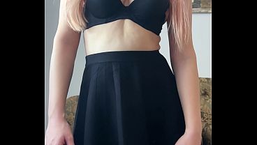 Cute girl fingering and dildo fucking – Maiskii