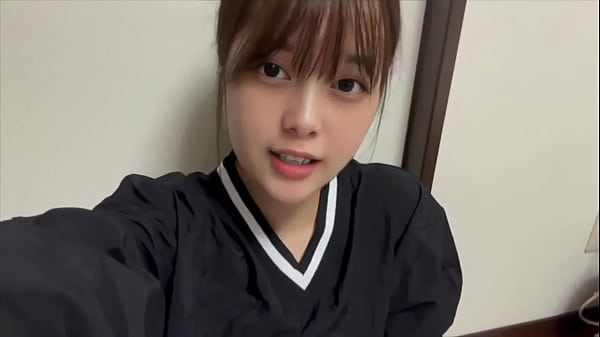 初めておちんちん挿れられて痛いって気持ちにならないように指入れオナニーして練習しなきゃ…