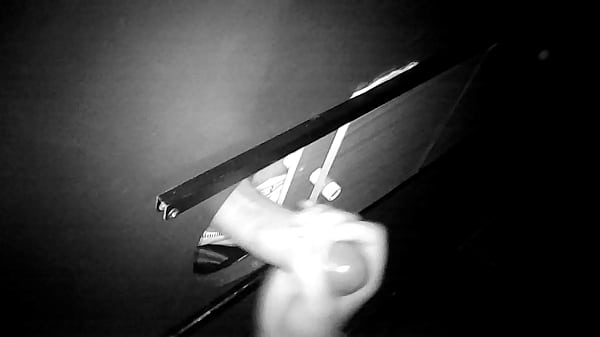 GLORY HOLE – DANDO E FAZENDO ESTRANHOS GOZAR (COMPLETO NO XVIDEOS RED – LINK NOS COMENTÁRIOS)