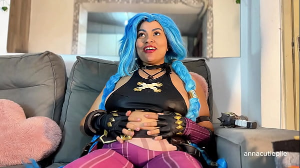 Jinx Cosplay Eating Fetish – Belly Sounds, Burps and Vore Fantasy