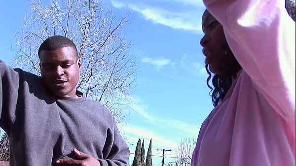 Keira Is A Horny Hood Girl With A Taste For Jizz (HD scene)