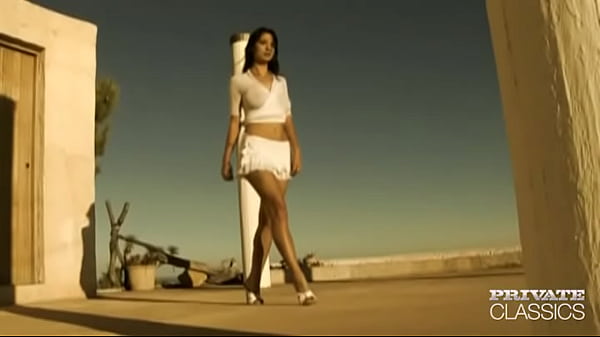 Lara Stevens Enjoys Outdoor Interracial Anal Sex