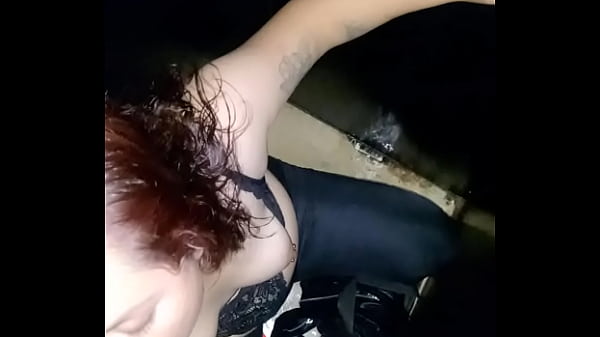 Mi esposo me lleva por 2da vez al glory hole y que rico es tener muchas vergas