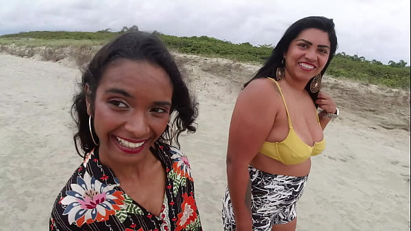 Aventura na Praia: Lukas enfiou o Pau na Buceta da Safada Magrinha Até o Fim!