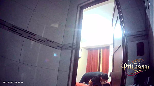 En el Hotel – Sin Cortes – Sin restricciones – Sin filtros parte 1 (FLASH)