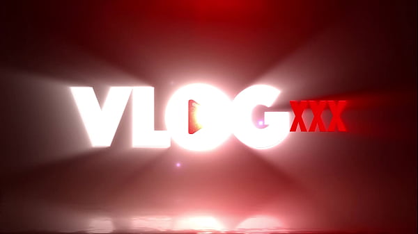 Flirty Babe Madison Wilde Uses Her Charms To Attract Attention