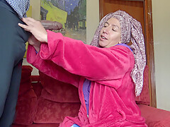 This Turkish Granny Is Shocked !!! First Big In Her Life With Saya Karim