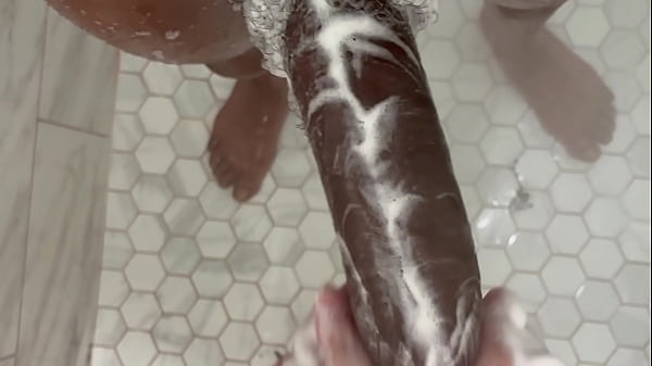 You Won’t Believe What Happens When the Step-Daughter Sneaks into the Shower with Step-Dad – Full POV Adventure Caught Up Close