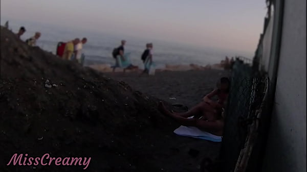 FLASHING my COCK in front of my STEPDAUGHTER in a PUBLIC BEACH and she HELPS me CUMSHOT in front of everyone #2 – REAL SEX RISKY