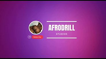 Gateman fucked his boss petite babe