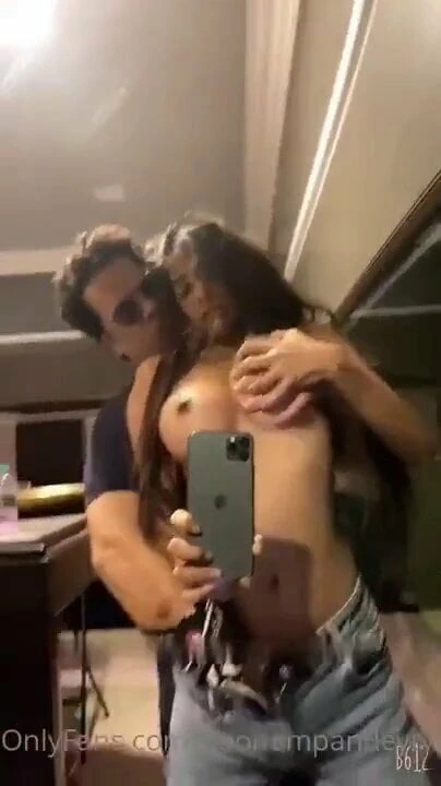 Hot babe Poonam Pandey