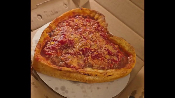 model in lace celebrates valentine’s in chicago