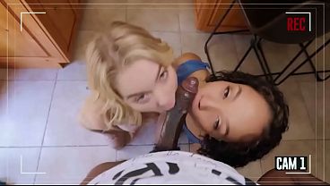 MOFOS – Blondie Valeria Fuentes Gets Frisky In The Sand, Turning A Beach Day Into Steamy Outdoor Sex Adventure