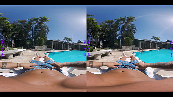 Purity VR – Curvy Latina