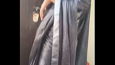 Shivani bhabhi hardcore sex with husband friend.