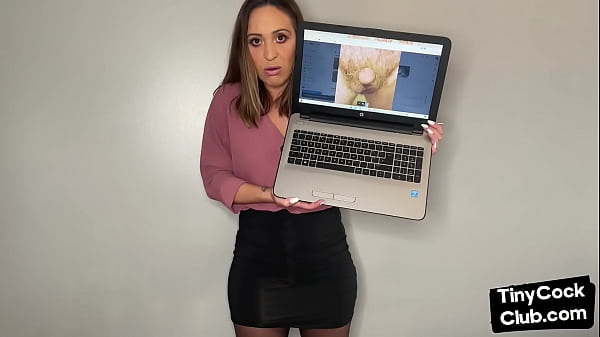 Solo SPH babe talking about small cocks humiliatingly