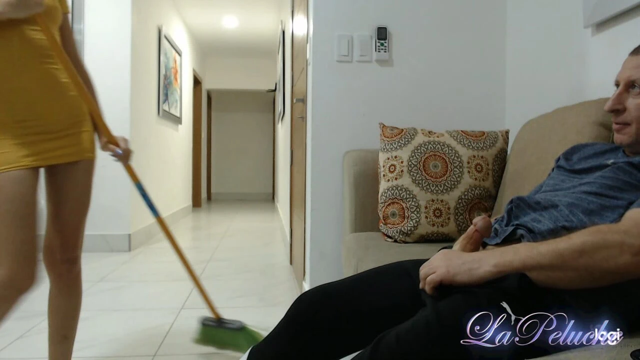 18 years old CFNM, Old man self hand job watching young and sexy cleaning lady