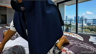 Dudukin muka, posisi aduhai dan dicrot di dalam: dominasi terbaik .memek istri muncrat