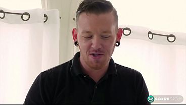 Natalie Knight Gives a Footjob and Gets a Facial