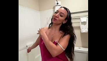 Shower Arabic Solo ساشا بتستحمى